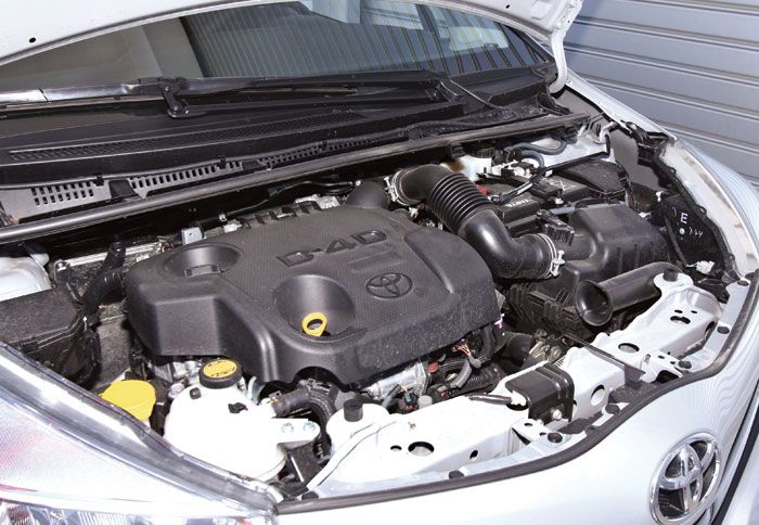 Ιδανικός για το Yaris είναι ο 1,4 D-4D κινητήρας, ο οποίος συνδυάζει τα πολύ καλά χαρακτηριστικά λειτουργίας με την χαμηλή κατανάλωση. Ιδανικός για το Yaris είναι ο 1,4 D-4D κινητήρας, ο οποίος συνδυάζει τα πολύ καλά χαρακτηριστικά λειτουργίας με την χαμηλή κατανάλωση.