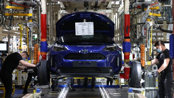 Toyota: Εκτοξεύει την παραγωγή των Yaris/Yaris Cross λόγω ζήτησης 