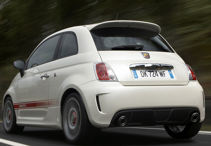 Η μέγιστη ροπή  του Abarth 500 1.4 είναι 221 ΝΜ στις 4.400 σ.α.λ.