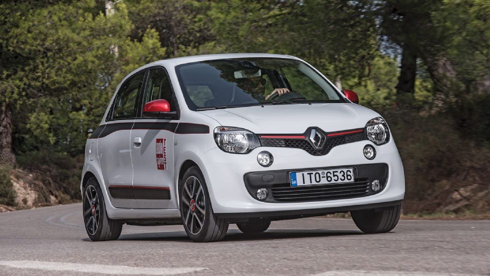 Διαβάστε ολόκληρη την πρώτη δοκιμή του Renault Twingo των 0,9 λτ. με απόδοση 90 ίππων στο τεύχος του περιοδικού AutoΤρίτη που θα κυκλοφορήσει στα περίπτερα στις 8 Νοεμβρίου.