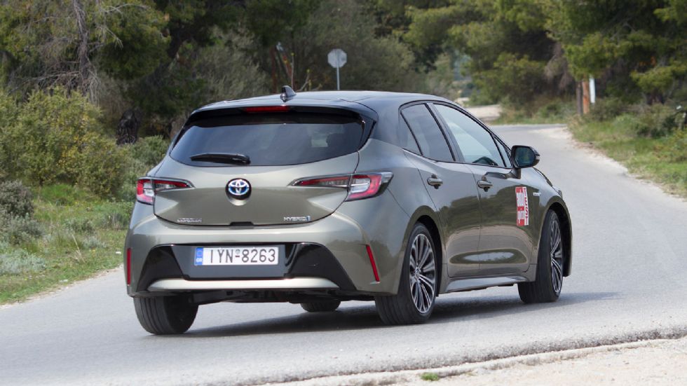 H Toyota Corolla συνδυάζει αρμονικά την άνεση με την ευχάριστη οδική συμπεριφορά, ενώ αποτελεί το καλύτερο στην καθημερινή χρήση αυτοκίνητο της κατηγορίας.