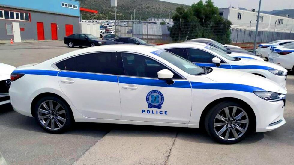 Tα Mazda 6 που δόθηκαν στην Ελληνική Αστυνομία.