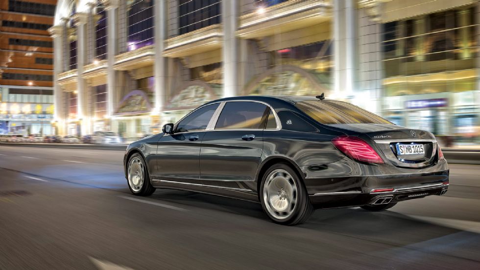 Η Mercedes-Maybach S-Class είναι η πιο αριστοκρατική, αποκλειστική, πολυτελής και μοναδική S-Class που κυκλοφορεί.