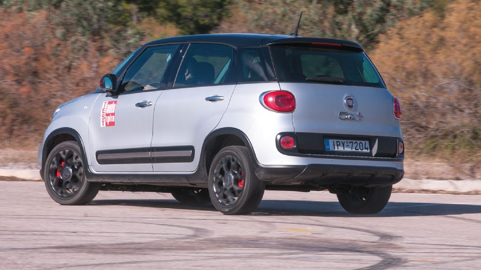 To Fiat 500L με τα crossover χαρακτηριστικά απέκτησε περισσότερο μπρίο χάρη στα 120 άλογα του κινητήρα.