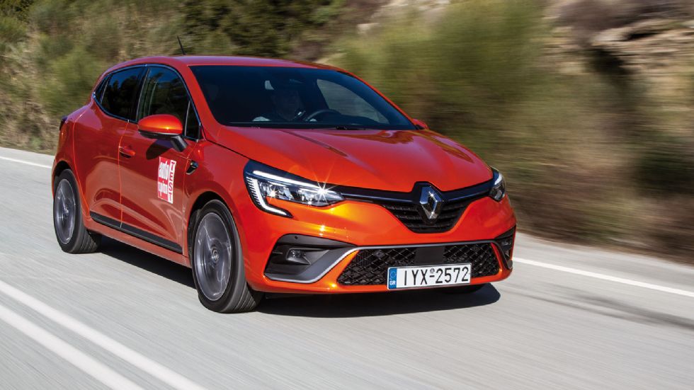 To Renault Clio 1,3 ΤCe των 130 ίππων τιμά το πακέτο RS-Line, που «φορά» σημειώνοντας ένα εξαιρετικό χρόνο στο 0-100 (8,5 δλ.), που κάποια χρόνια πριν θα κολάκευε ένα κλασσικό μικρό GTi.