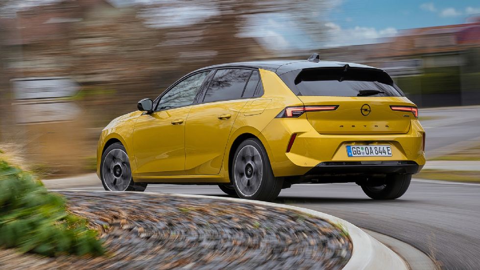 Στην Ελλάδα από 23.900 ευρώ το νέο Opel Astra (τιμές & εξοπλισμός)