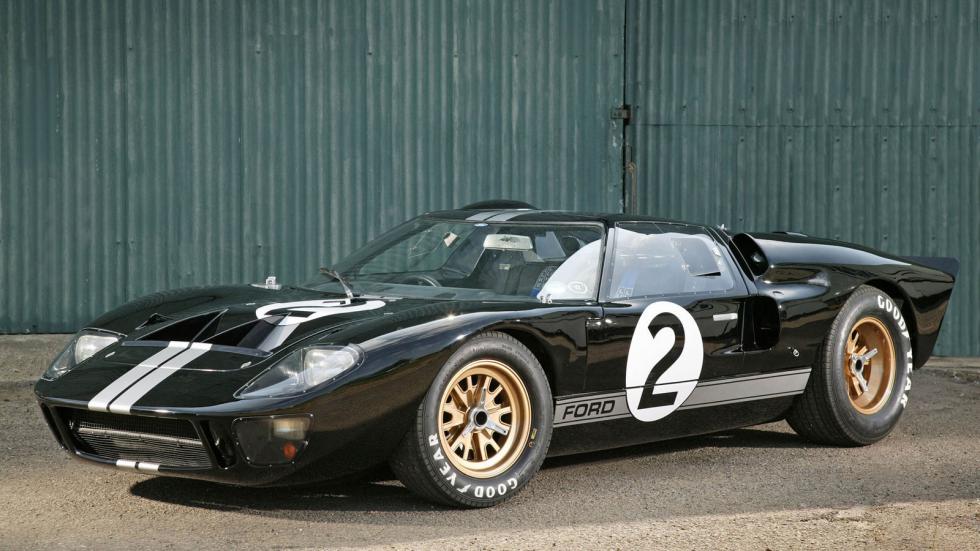 Η θρυλική Ford GT40 «έσπασε» την κυριαρχία της Ferrari στην πίστα των 24 ωρών στο Λε Μαν, κερδιζοντας δύο φορές (1996 και 1969).