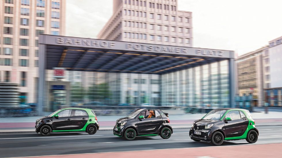 Το ηλεκτρικό smart θα κυκλοφορήσει και στα τρία είδη αμαξώματος, fortwo, forfour και cabrio