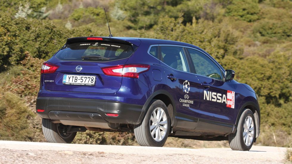 Η εν λόγω έκδοση του Nissan Qashqai είναι η κορυφαία της γκάμας μιας και διαθέτει τον 1,6 πετρελαιοκινητήρα των 130 PS και τετρακίνηση.