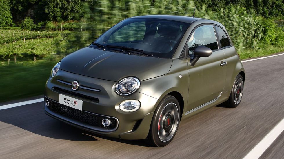 Το ανανεωμένο Fiat 500S θα αρχίσει να πωλείται μέσα στο καλοκαίρι χωρίς να έχει ανακοινωθεί η τελική του τιμή.