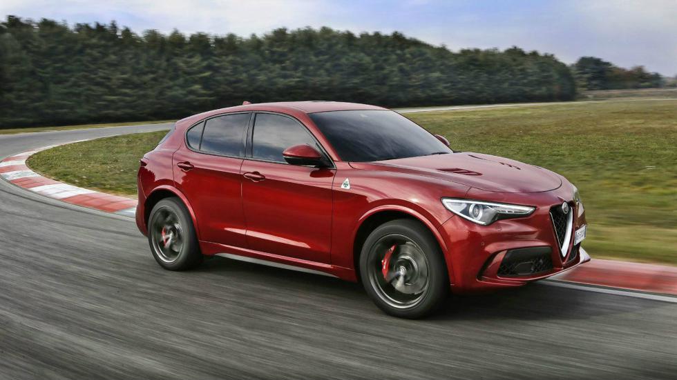 Η υπάρχουσα Stelvio Quadrifoglio θα παραμείνει η πιο ισχυρή έκδοση του ιταλικού SUV.