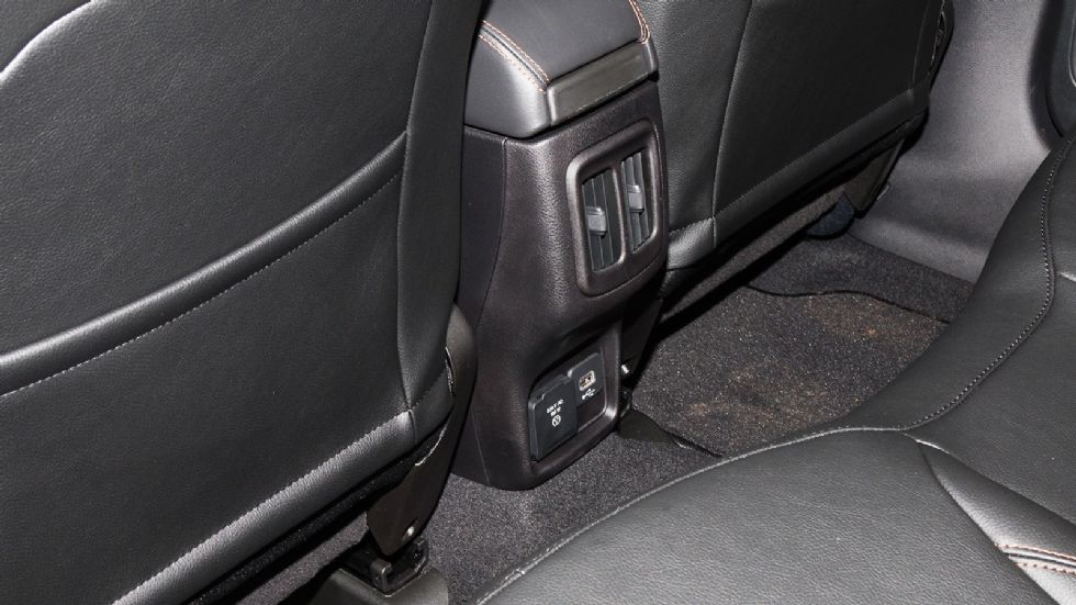 Δοκιμή: Νέο Jeep Compass 4xe με 190 PS