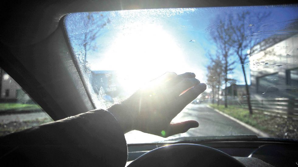 Μήπως σε τυφλώνει ο ήλιος στην οδήγηση;