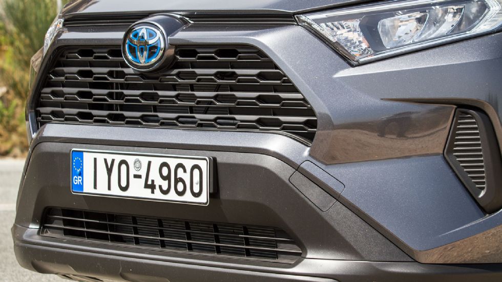 Υβριδικά SUV σε μάχη: Honda CR-V Vs Toyota RAV4 