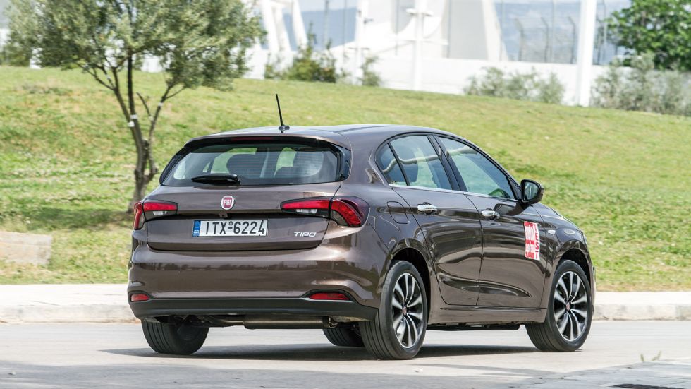 Το Fiat Tipo στο δρόμο μέσω της μαλακής ρύθμισης στην ανάρτησή του, θα απορροφήσει τις ανωμαλίες του δρόμου και θα προσφέρει άνετες μετακινήσεις.	