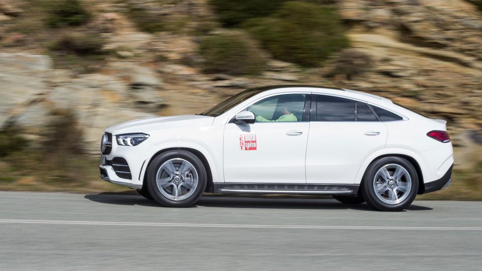 Ο 3λιτρος, 6κύλινδρος σε σειρά turbodiesel προσφέρει εντυπωσιακό τράβηγμα, δυναμικές επιδόσεις, αλλά και πολιτισμένη λειτουργία με ευχάριστο ήχο.