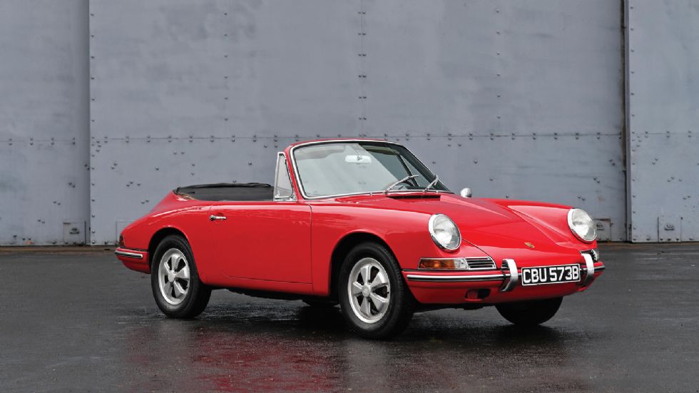 Η Porsche 911 Cabriolet Prototype του 1964 είναι μόλις ένα από τα δύο πρωτότυπα που σώθηκαν, από τα 13 που έφτιαξε συνολικά η Karmann. Πρόκειται να δημοπρατηθεί με τις εκτιμήσεις να κάνουν λόγο για τι