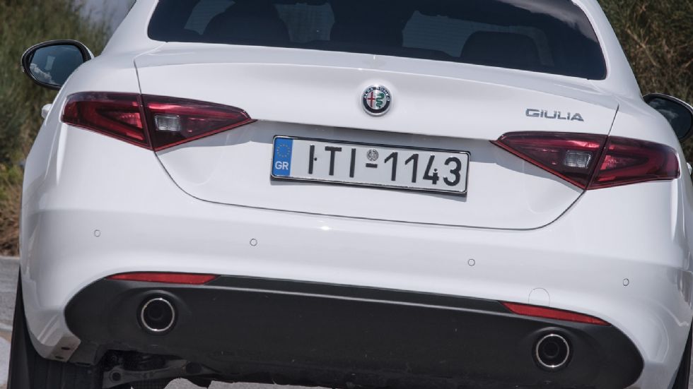Προσεγμένη στην παραμικρή λεπτομέρεια, η Giulia ανεβάζει αστραπιαία το… hotmeter.