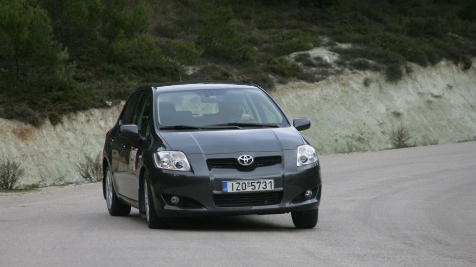 Συγκριτικό μεταχειρισμένων: Toyota Auris VS VW Golf