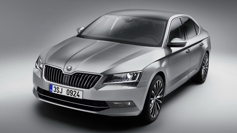 Η νέα εκδοχή της Skoda Superb επιτέλους αποκαλύφθηκε, αποτελώντας κατά την εταιρεία «το καλύτερο Skoda όλων των εποχών». 