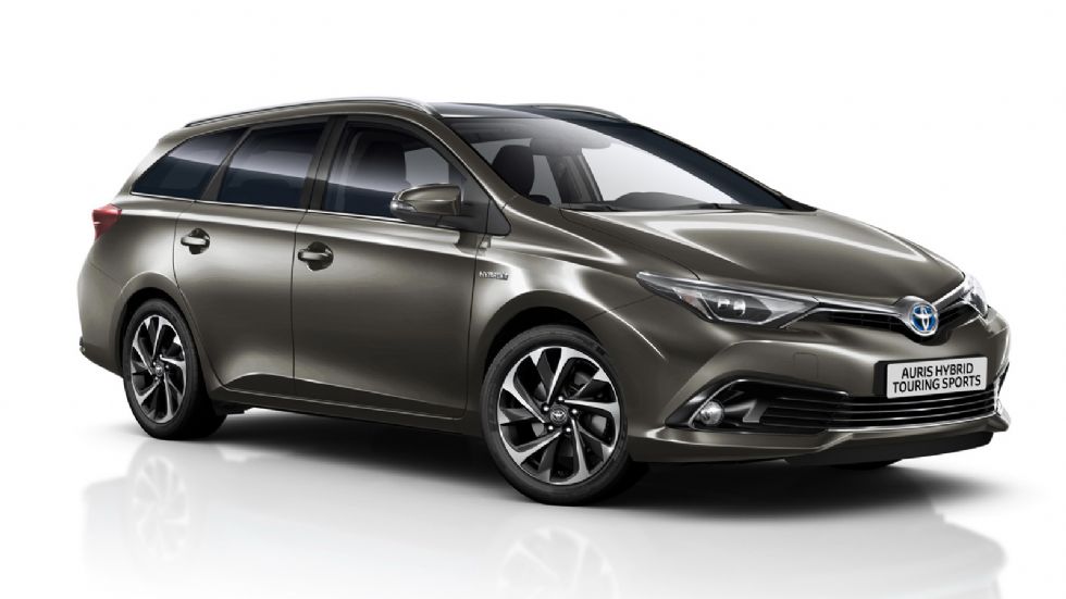 Tα Auris Hybrid hatchback και Touring Sports διαθέτουν νέες ρυθμίσεις στο υβριδικό τους σύστημα, με την Toyota να υπόσχεται βελτιωμένη, πιο φυσική οδήγηση και γρηγορότερες επιταχύνσεις.