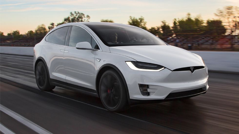 Ένα Tesla Model X σε λειτουργία αυτόνομης οδήγησης ενεπλάκη σε τρακάρισμα, χωρίς ευτυχώς να υπάρξουν θύματα.