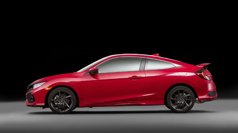 Η Honda αποκαλύπτει πως το Si θα έχει νέα ενεργά συστήματα ανάρτησης και διεύθυνσης, διαφορικό περιορισμένης ολίσθησης και προαιρετικά ελαστικά υψηλών επιδόσεων.