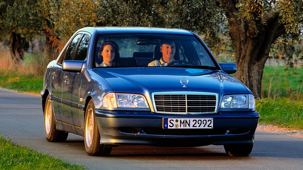 Mercedes C-Class W202: Το premium σεντάν όνειρο των Ελλήνων