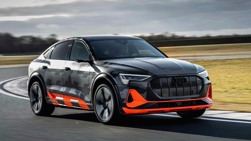 Τις εκδόσεις επιδόσεων των ηλεκτρικών της SUV παρουσίασε η Audi.