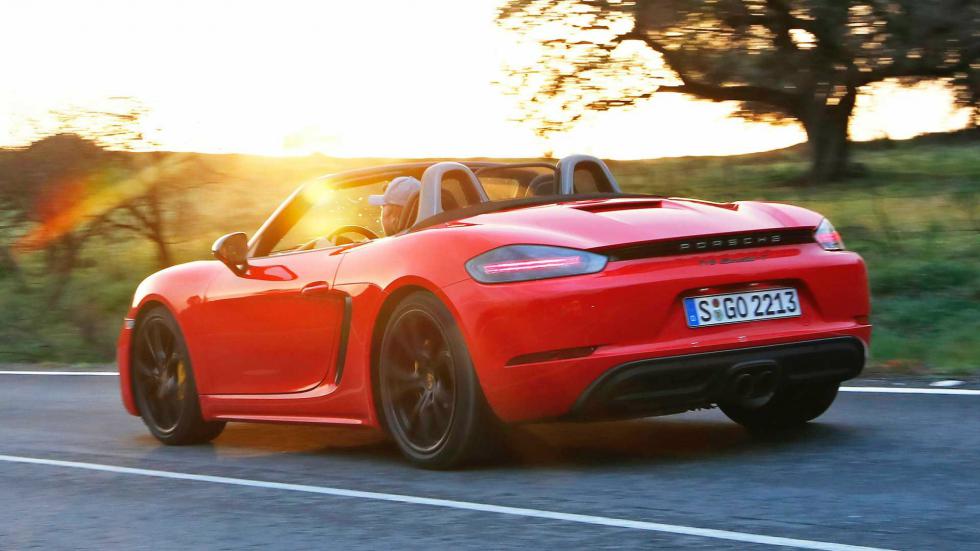 Porsche: «Σημαντικός ο 4κύλινδρος για Boxster & Cayman»