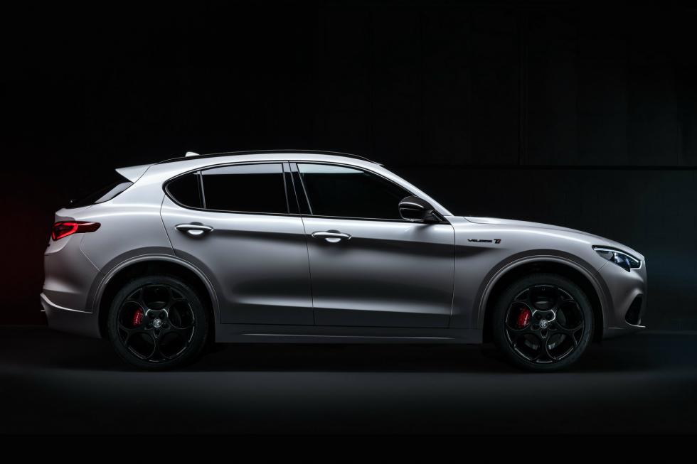 Νέα Alfa Romeo Stelvio Veloce Ti