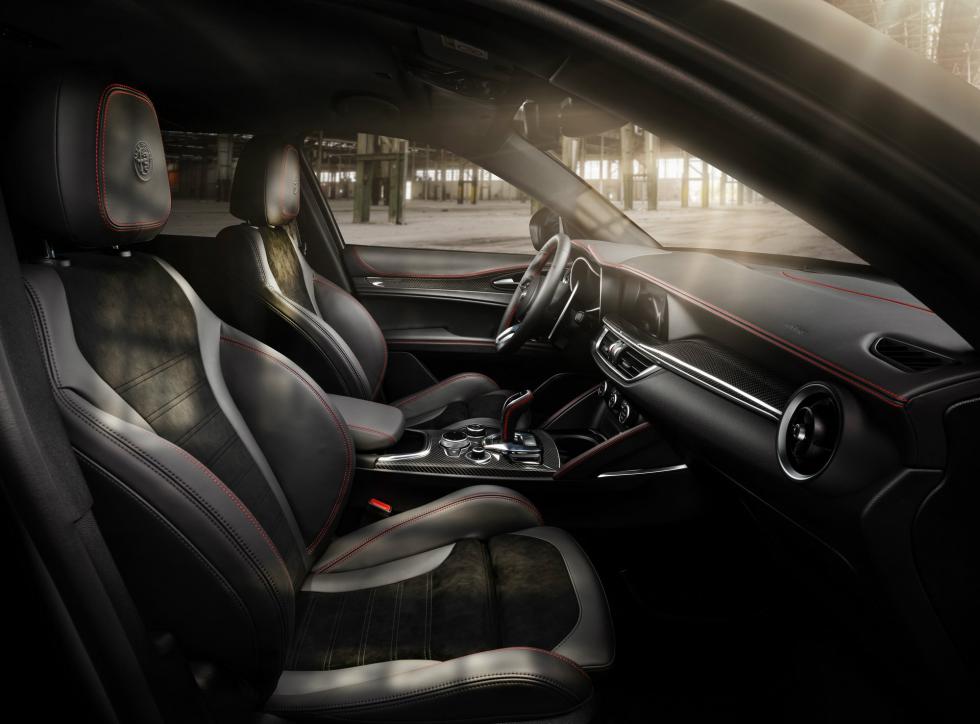 Νέα Alfa Romeo Stelvio Veloce Ti