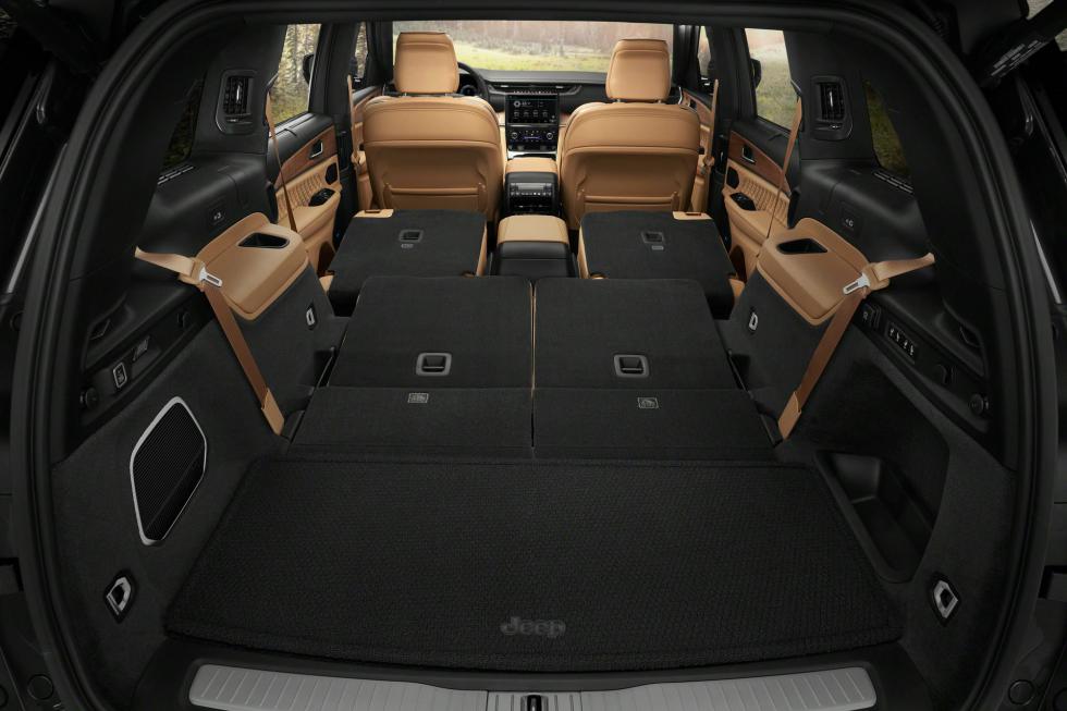 Πρεμιέρα για το νέο Jeep Grand Cherokee L