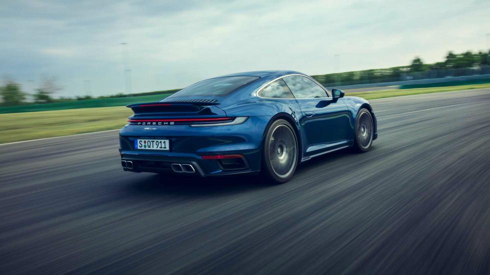 Ντεμπούτο για τη νέα Porsche 911 Turbo