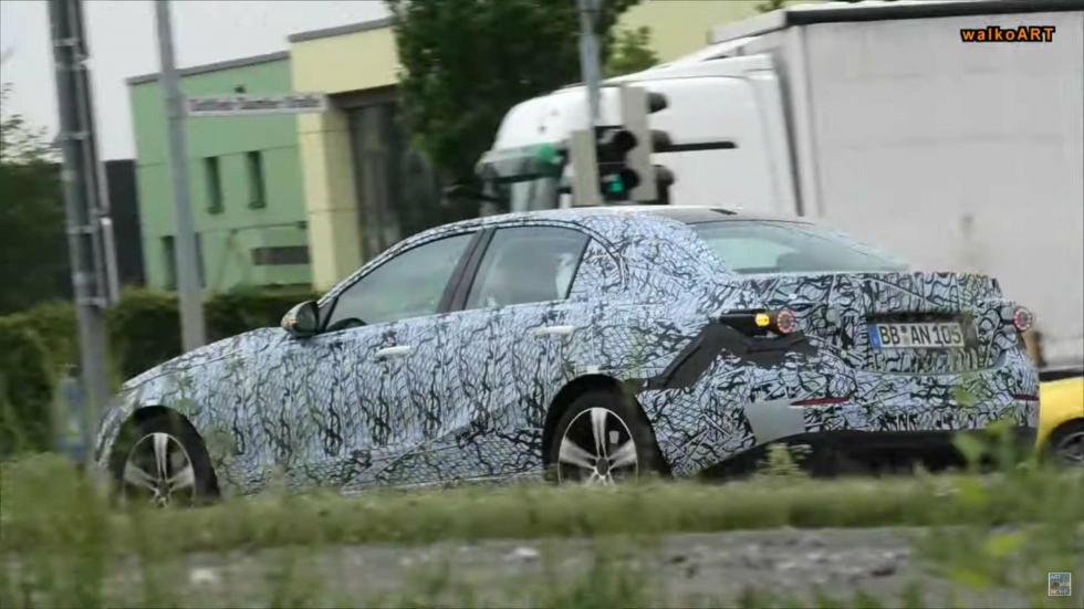 Δοκιμών συνέχεια για τη Mercedes C-Class (+vid)