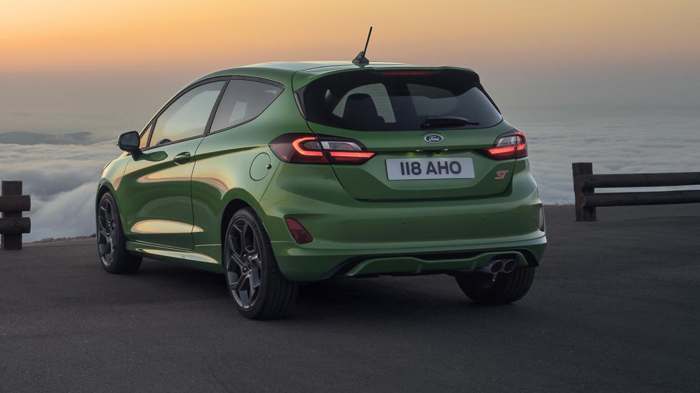 Ανανεωμένο Ford Fiesta: Θέλει την κορυφή χάρη σε 5 νέα όπλα