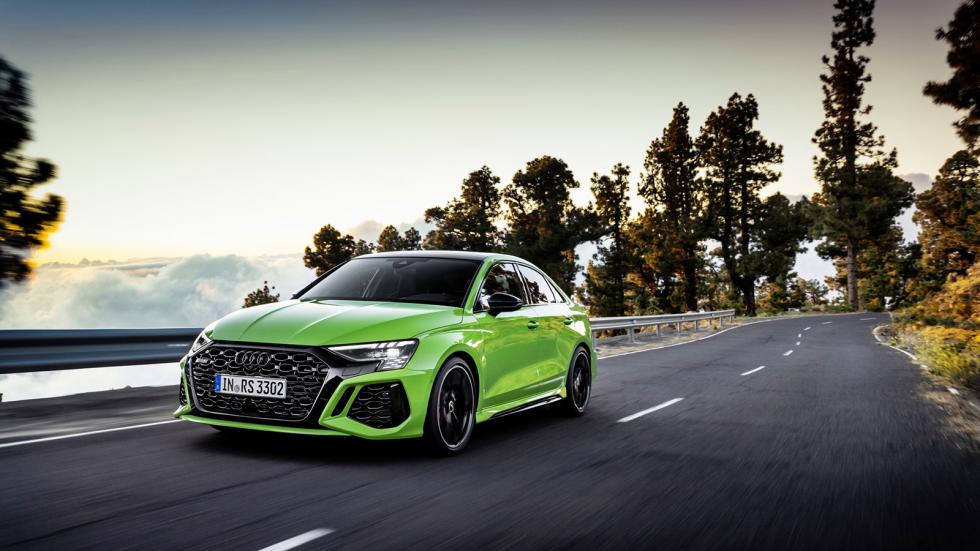 Ντεμπούτο για το νέο Audi RS 3 με 400 ίππους!