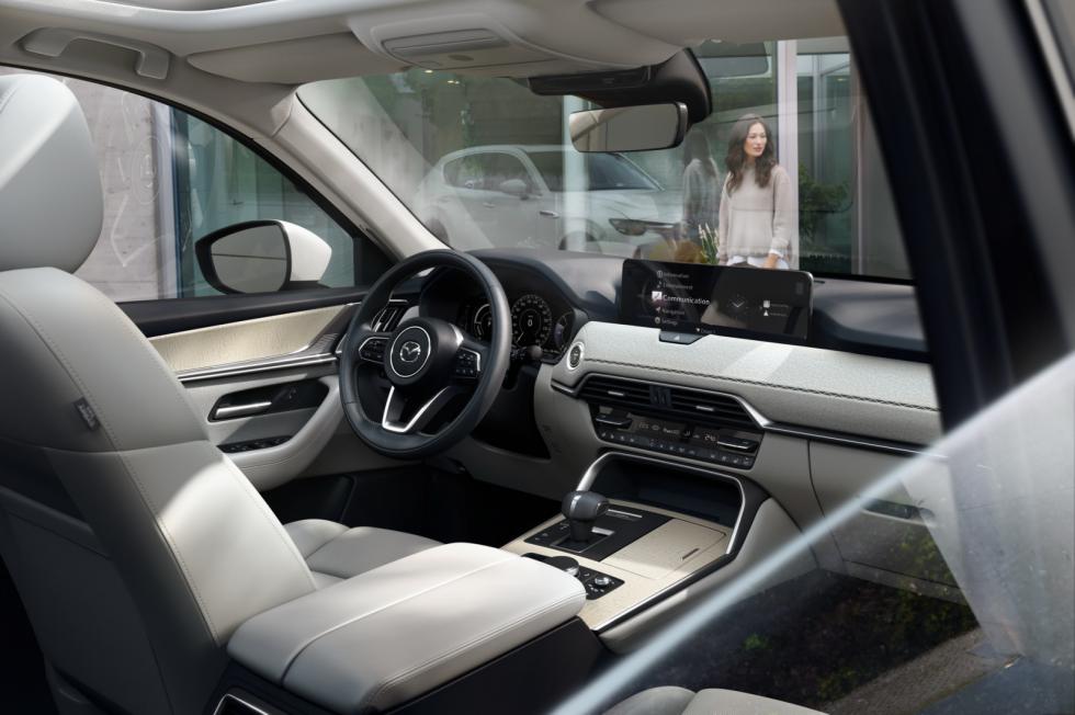 Πρεμιέρα για το νέο Mazda CX-60