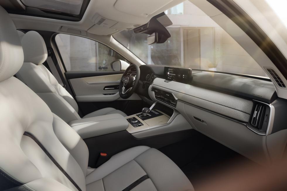 Πρεμιέρα για το νέο Mazda CX-60