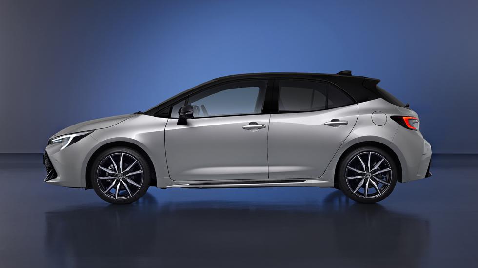 Ανανεωμένη Toyota Corolla: Έως 196 άλογα & δύο νέες μεγάλες οθόνες