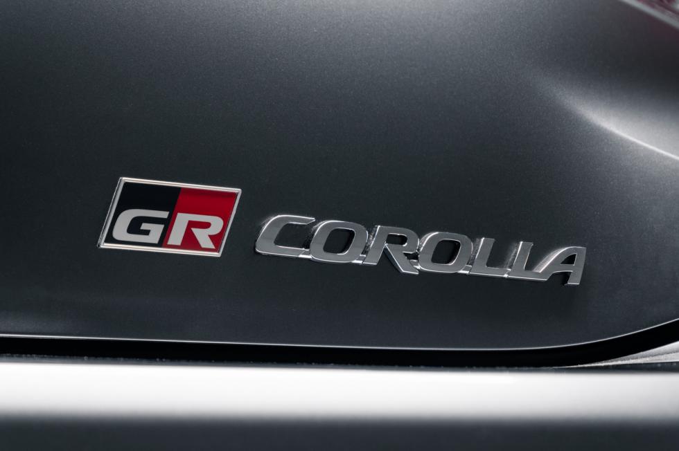 Νέα Toyota GR Corolla: 4κίνητη με 304 άλογα και εμφάνιση «τούμπανο»