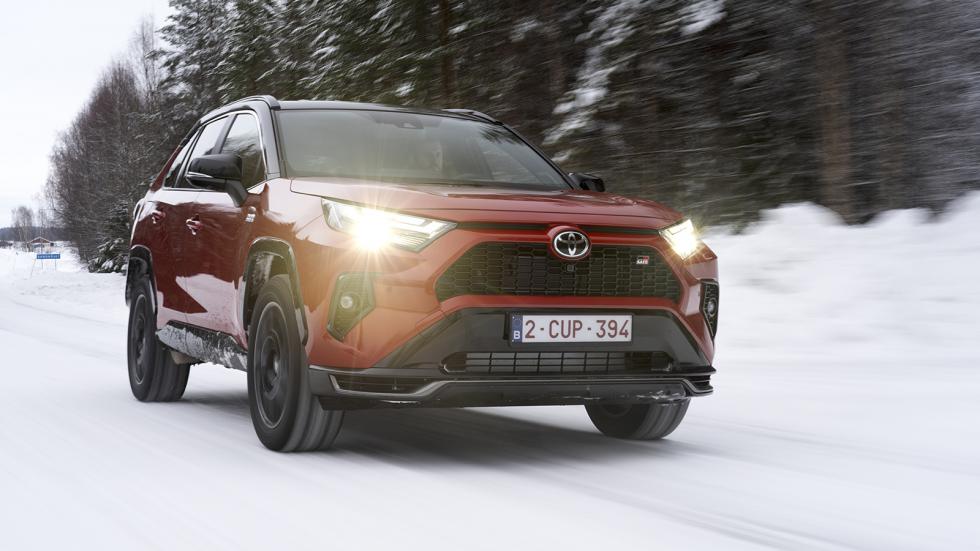 Toyota RAV4 GR Sport: Απαράμιλλο, υβριδικό & Plug-in από 52.650€