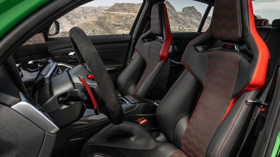 Ντεμπούτο με 550 ίππους για τη νέα BMW M3 CS