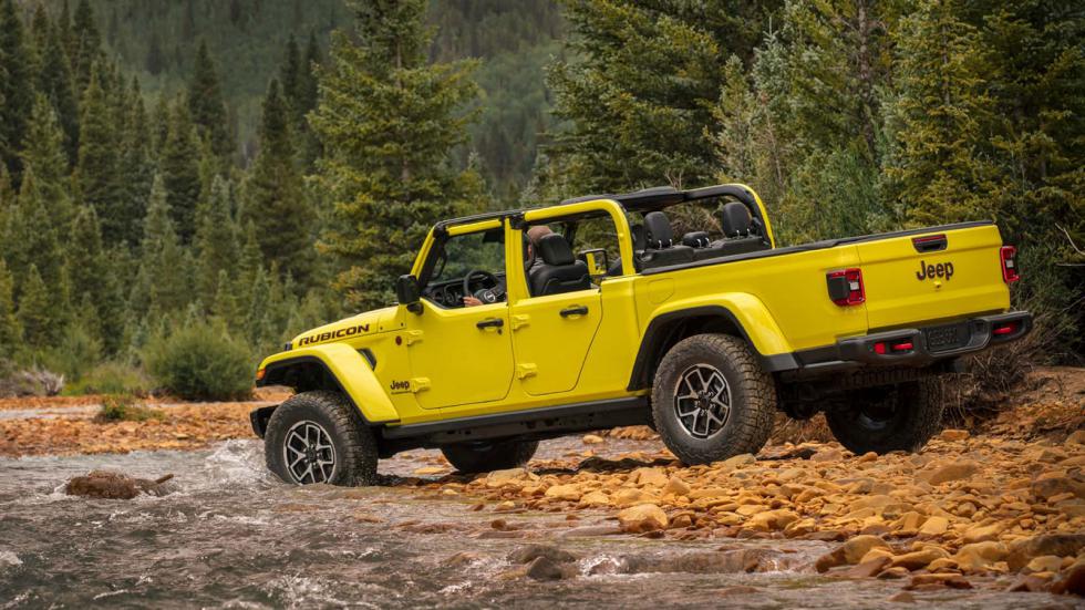 Με νέα γρίλια και χωρίς diesel το ανανεωμένο Jeep Gladiator