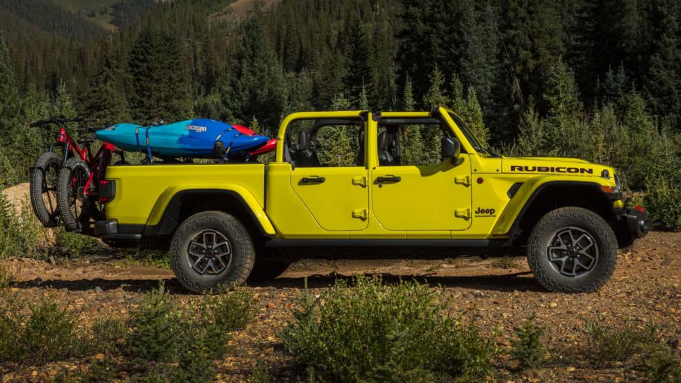 Με νέα γρίλια και χωρίς diesel το ανανεωμένο Jeep Gladiator