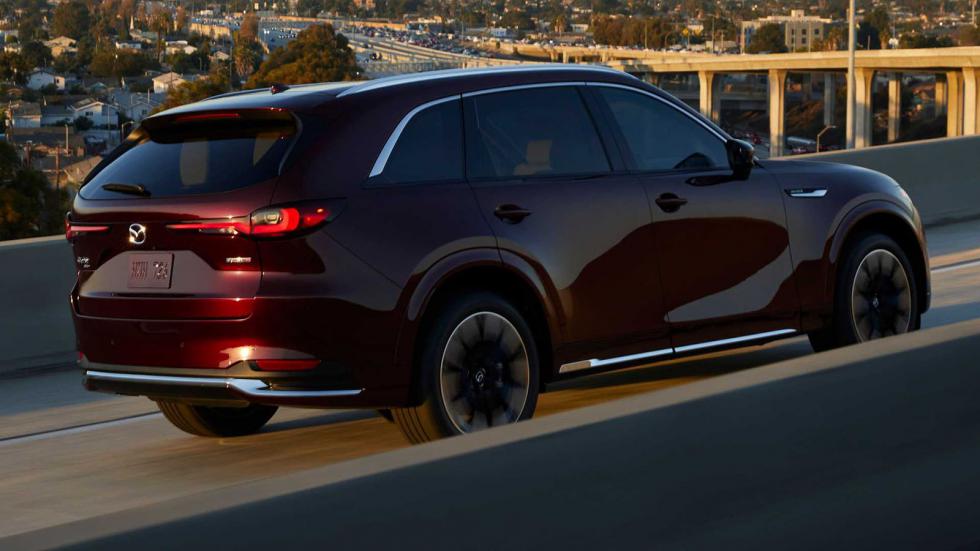 Νέο Mazda CX-90: Με τεχνολογία από MX-5 και έως 345 PS