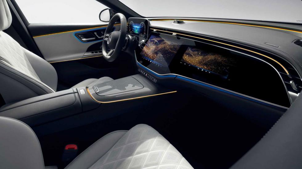 Νέα Mercedes E-Class: Με Superscreen και κάμερα στο ταμπλό η καμπίνα! 