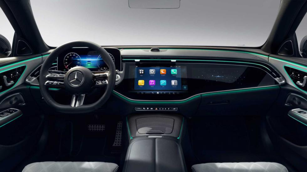 Νέα Mercedes E-Class: Με Superscreen και κάμερα στο ταμπλό η καμπίνα! 