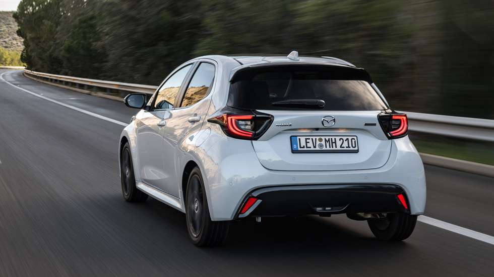Ετοιμοπαράδοτο στην Ελλάδα το ανανεωμένο Mazda 2 Hybrid