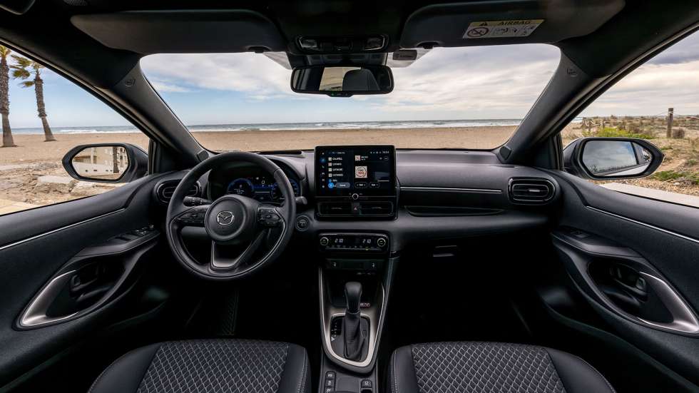Ετοιμοπαράδοτο στην Ελλάδα το ανανεωμένο Mazda 2 Hybrid